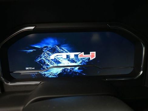 Used 2024 GMC Sierra 2500 AT4 w/ AT4 Premium Plus Package AWD/4WD image 11
