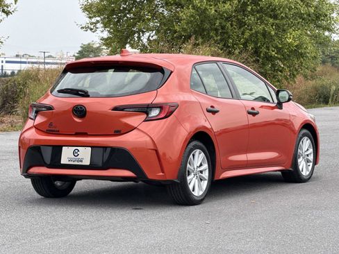 Used 2023 Toyota Corolla SE w/ SE Premium Package image 25