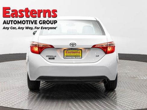 Used 2019 Toyota Corolla LE FWD image 6