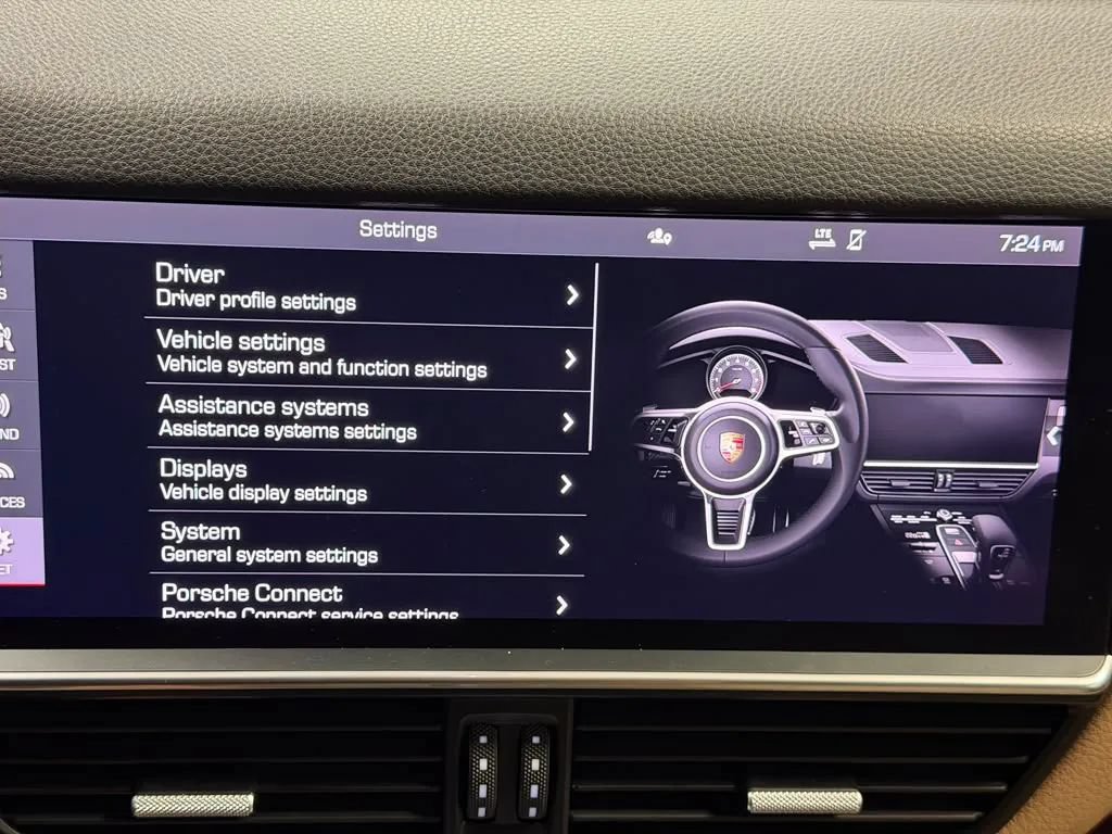 Used 2021 Porsche Cayenne AWD/4WD image 49