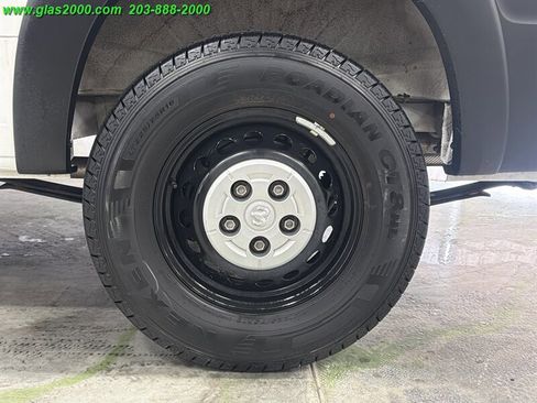 Used 2024 RAM ProMaster 2500 w/ Convenience Group FWD image 16