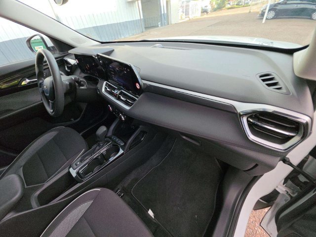 Used 2026 Chevrolet TrailBlazer LT AWD/4WD image 9