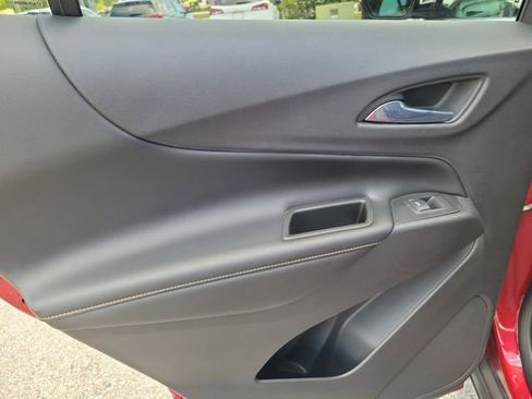 Used 2020 Chevrolet Equinox Premier FWD image 11