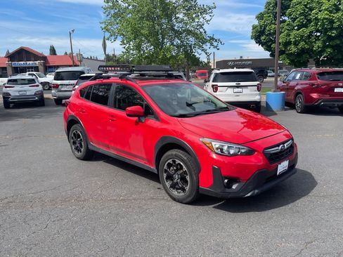 Used 2021 Subaru Crosstrek 2.0i Premium w/ Moonroof Package AWD/4WD image 7