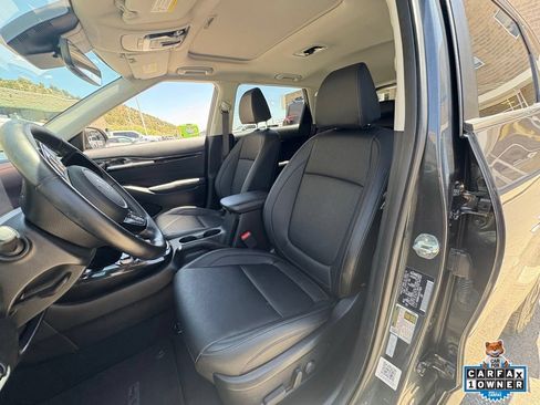 Certified 2025 Kia Seltos EX w/ EX Sunroof Package AWD/4WD image 16