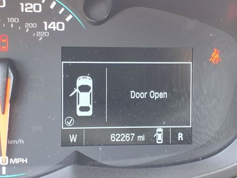 Used 2021 Chevrolet Trax LT w/ Sport Edition FWD image 25