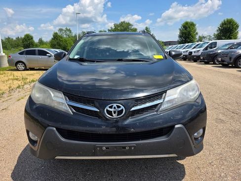 Used 2013 Toyota RAV4 XLE FWD image 3