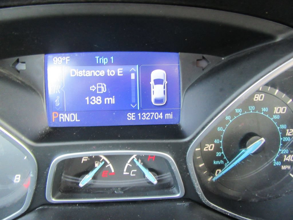 Used 2014 Ford Focus SE w/ SE Winter Package FWD image 13