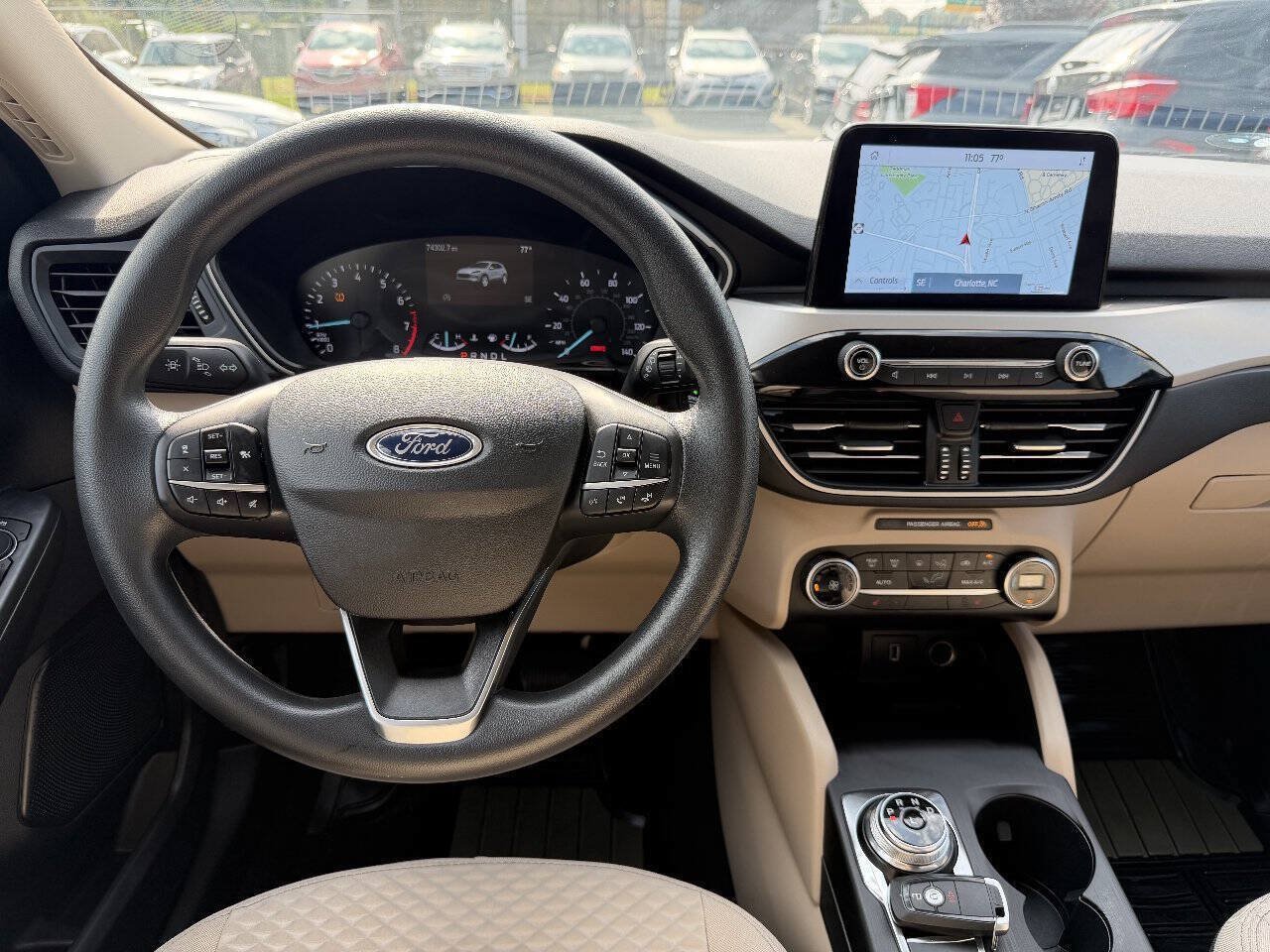 Used 2020 Ford Escape SE FWD image 16