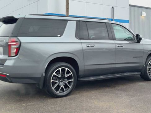 Certified 2022 Chevrolet Suburban RST w/ Luxury Package image 2