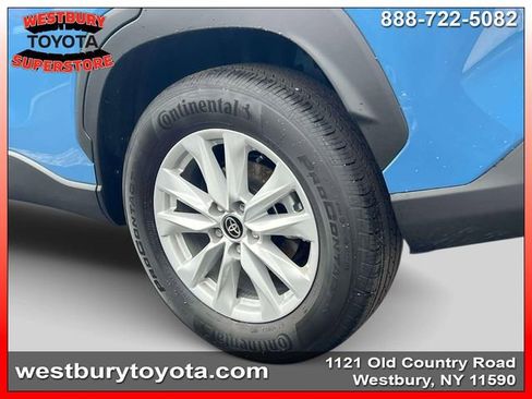Used 2026 Toyota Corolla Cross LE w/ Cold Weather Package AWD/4WD image 11