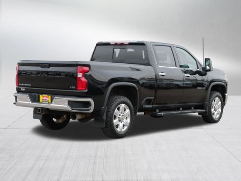 Used 2021 Chevrolet Silverado 2500 LTZ w/ LTZ Premium Package image 7