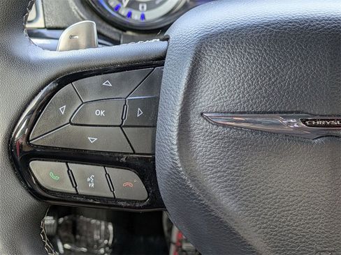 Used 2023 Chrysler 300 S image 20