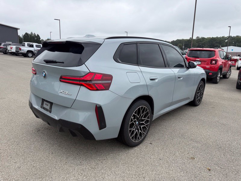 Used 2025 BMW X3 xDrive30i w/ M Sport Package AWD/4WD image 16