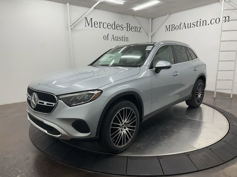 New 2026 Mercedes-Benz GLC 300 image 3