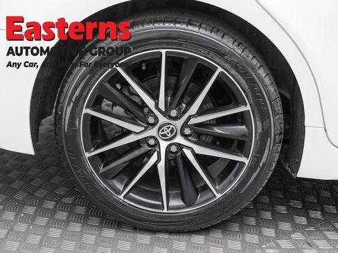 Used 2024 Toyota Camry SE image 29