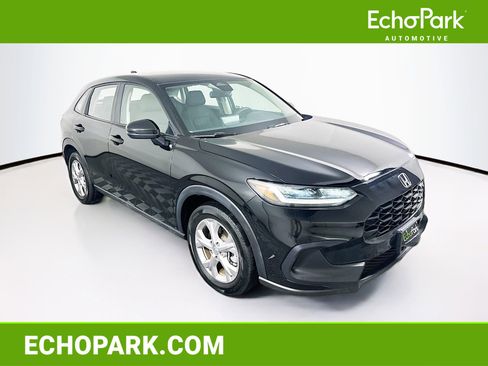 Used 2025 Honda HR-V LX image 1
