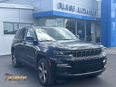 Used 2025 Jeep Grand Cherokee Limited w/ Luxury Tech Group II