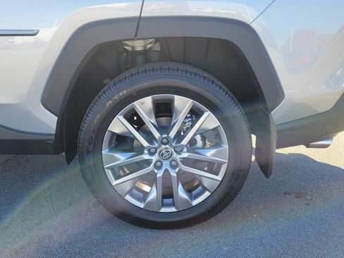 Used 2025 Toyota RAV4 Limited image 7