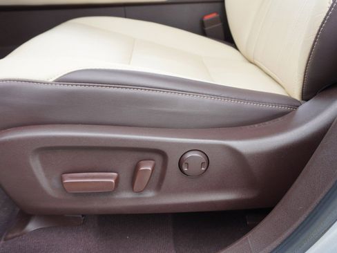 Used 2019 Lexus RX 350 FWD w/ Premium Package image 26