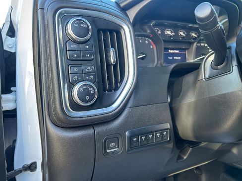Used 2023 GMC Sierra 3500 SLE image 16