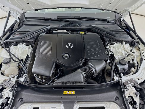 Used 2024 Mercedes-Benz E 350 4MATIC Sedan image 33