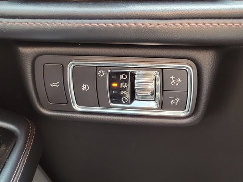 Used 2020 Lincoln Aviator Reserve w/ Equipment Group 202A AWD/4WD image 12