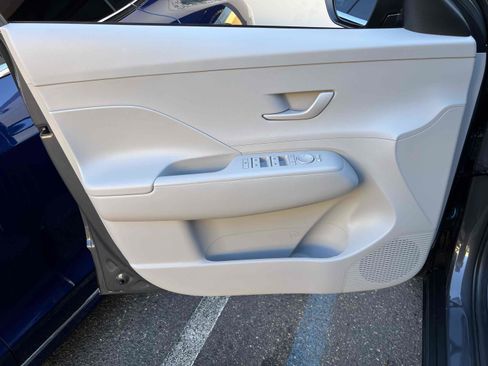 Used 2024 Hyundai Kona SEL image 60