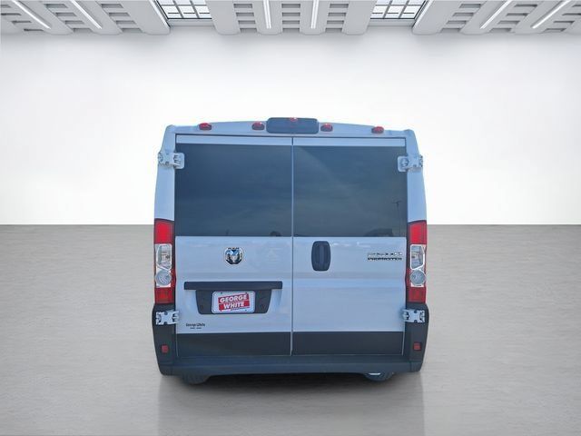 Used 2025 RAM ProMaster 2500 w/ U-Haul Equipment Group FWD image 5