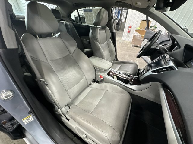 Used 2015 Acura TLX w/ Advance Package AWD/4WD image 32