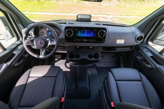 New 2026 Mercedes-Benz Sprinter 2500 image 13