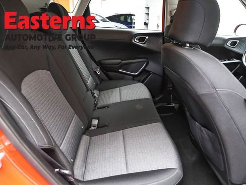 Used 2020 Kia Soul EX FWD image 23