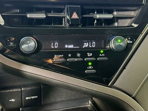 Certified 2023 Toyota Camry SE FWD image 17