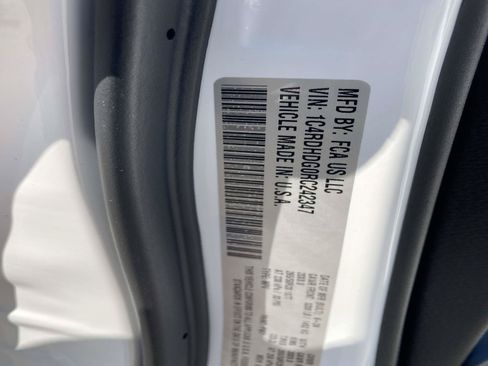 Used 2024 Dodge Durango GT RWD image 26