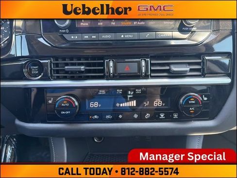 Used 2025 Nissan Pathfinder SV AWD/4WD image 27