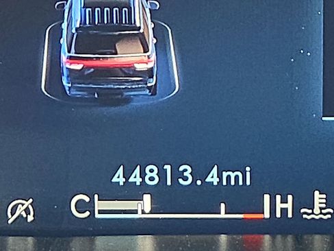 Certified 2024 Lincoln Navigator L Reserve image 23