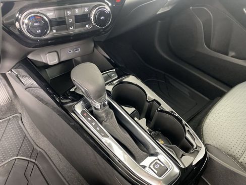 New 2026 Chevrolet Trax LT w/ Driver Confidence Package image 16