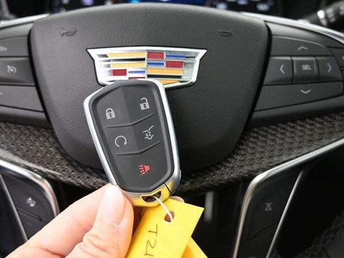 New 2026 Cadillac XT5 Sportv w/ LPO, Onyx Lite Package image 30