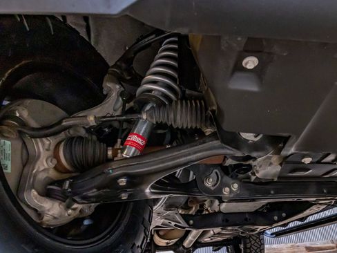 Used 2024 Chevrolet Colorado Trail Boss w/ Technology Package AWD/4WD image 14