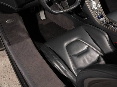 Used 2013 McLaren MP4-12C Spider RWD image 29