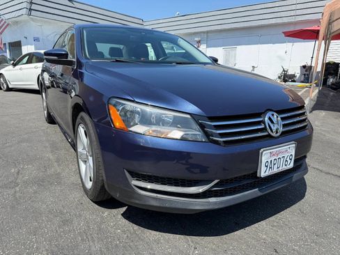 Used 2012 Volkswagen Passat 2.5 SE FWD image 8