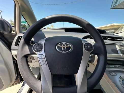 Used 2015 Toyota Prius Three FWD image 22