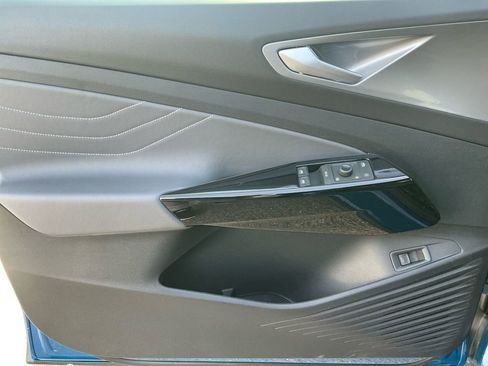 New 2026 Volkswagen ID.4 Pro S image 22