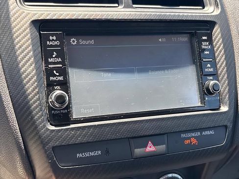 Used 2023 Mitsubishi Outlander Sport ES AWD/4WD image 40