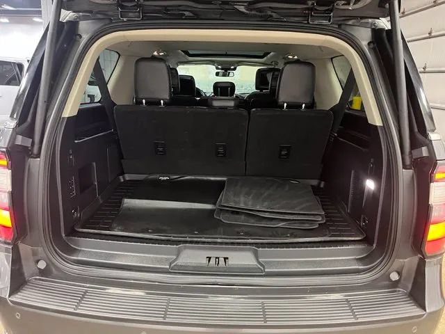 Used 2018 Ford Expedition Max Platinum AWD/4WD image 11