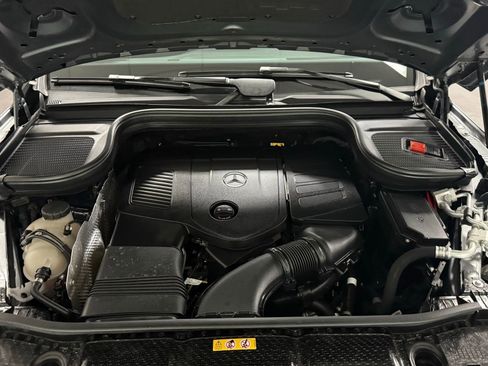 Certified 2025 Mercedes-Benz GLE 450e 4MATIC image 40