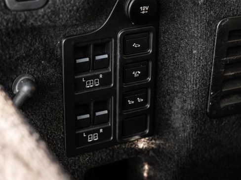 Used 2020 Land Rover Discovery HSE Luxury image 54