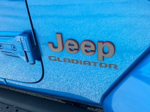 Used 2020 Jeep Gladiator Rubicon AWD/4WD image 33
