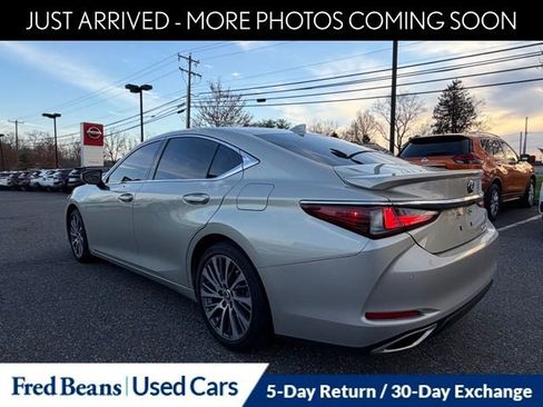 Used 2021 Lexus ES 350 w/ Premium Package image 6