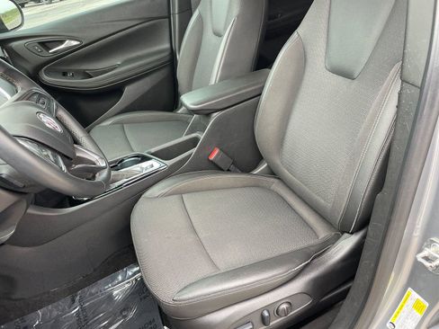 Used 2023 Buick Encore GX Select image 10